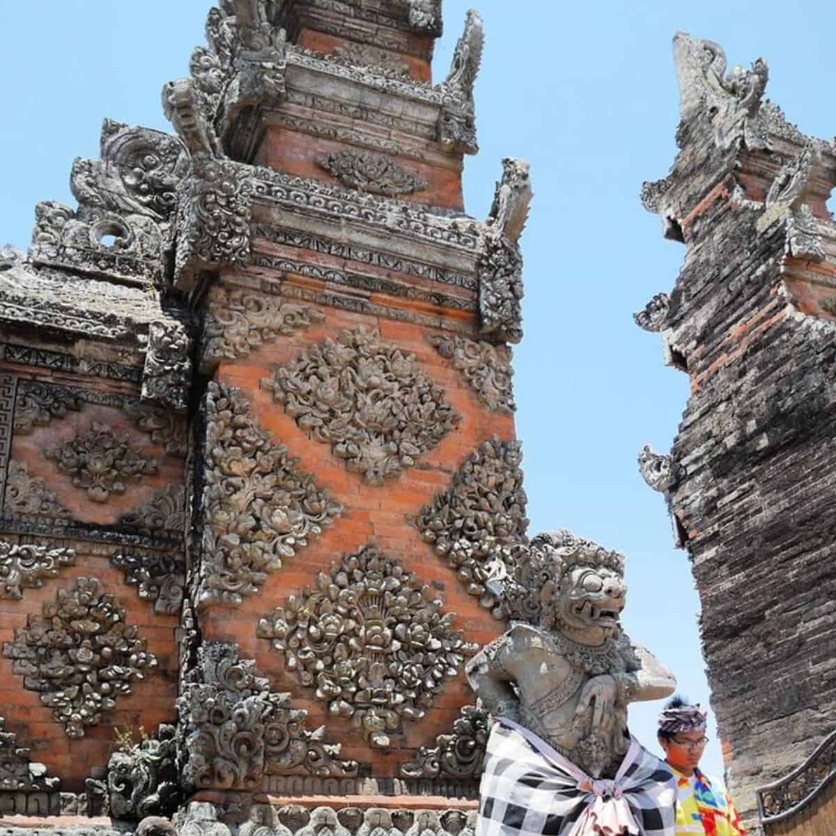 Pura Puseh Batuan Hindu Trinity holy site