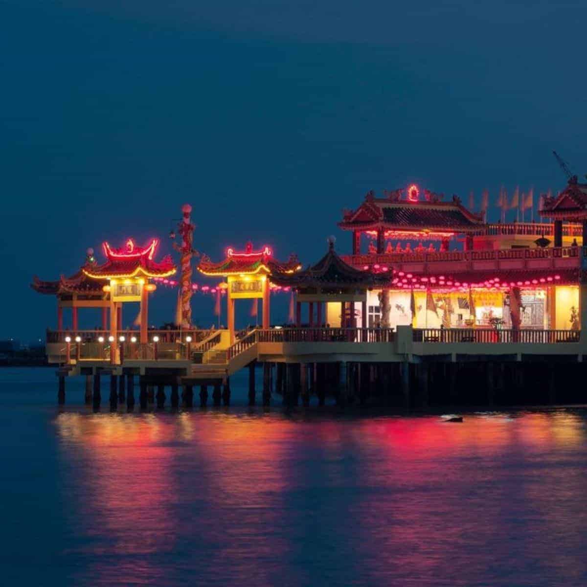 Hean Boo Thean Temple night illumination Georgetown Penang