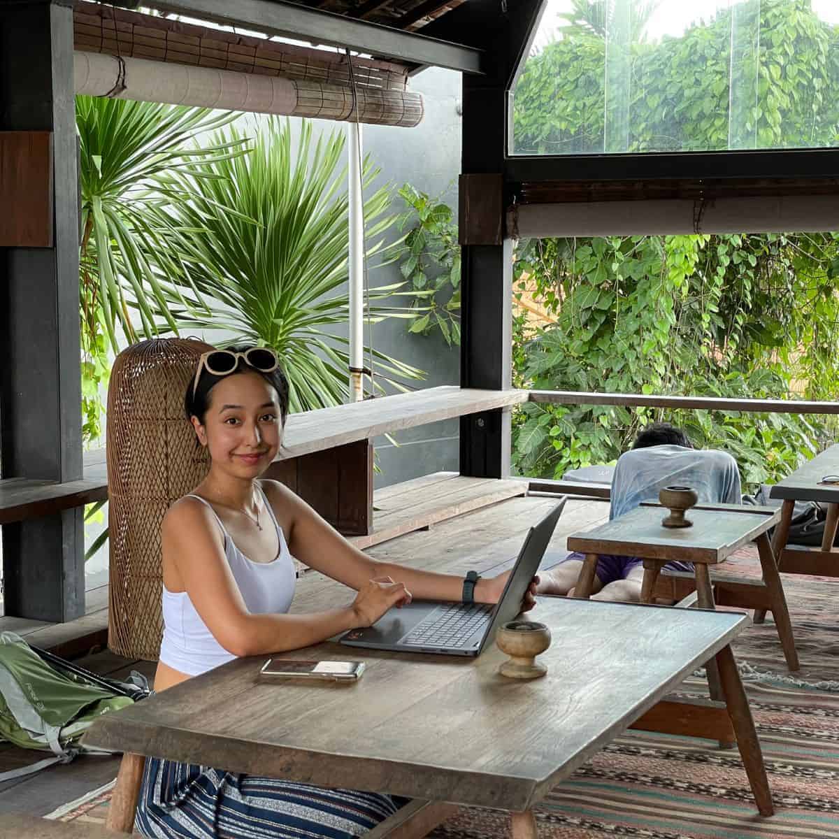 Victoria at .Temu coffee working digital nomad Kuta Bali