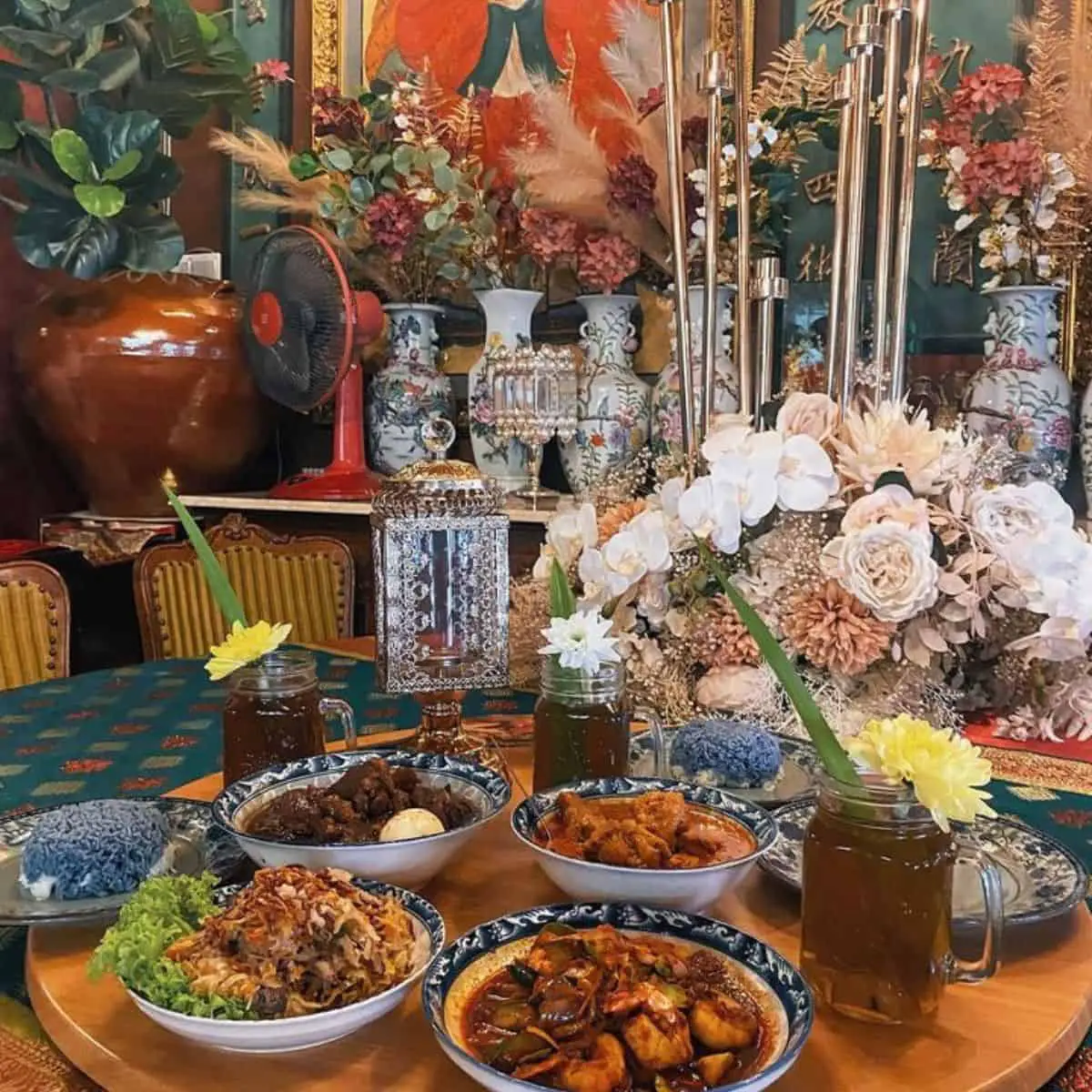 Beautiful setting and delicious food at Flower Mulan Nyonya Cafe
