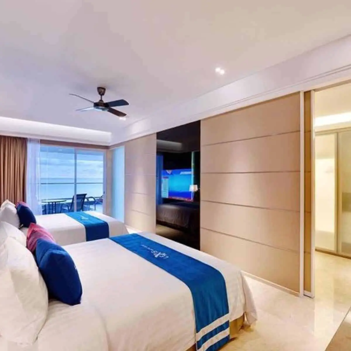 Premium pool suite bedroom Lexis Suites