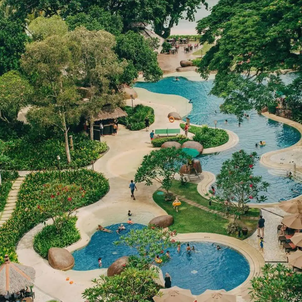 Best place to stay in Batu feringghi Resorts in Penang Shangri La Rasa Sayang pool area