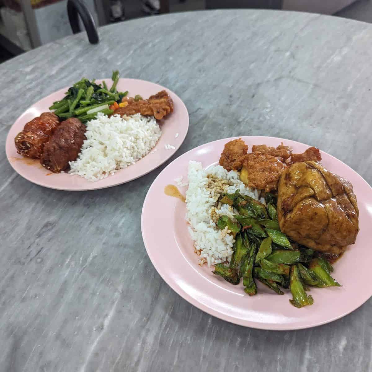 Rice with side dishes buffet style Ee Beng