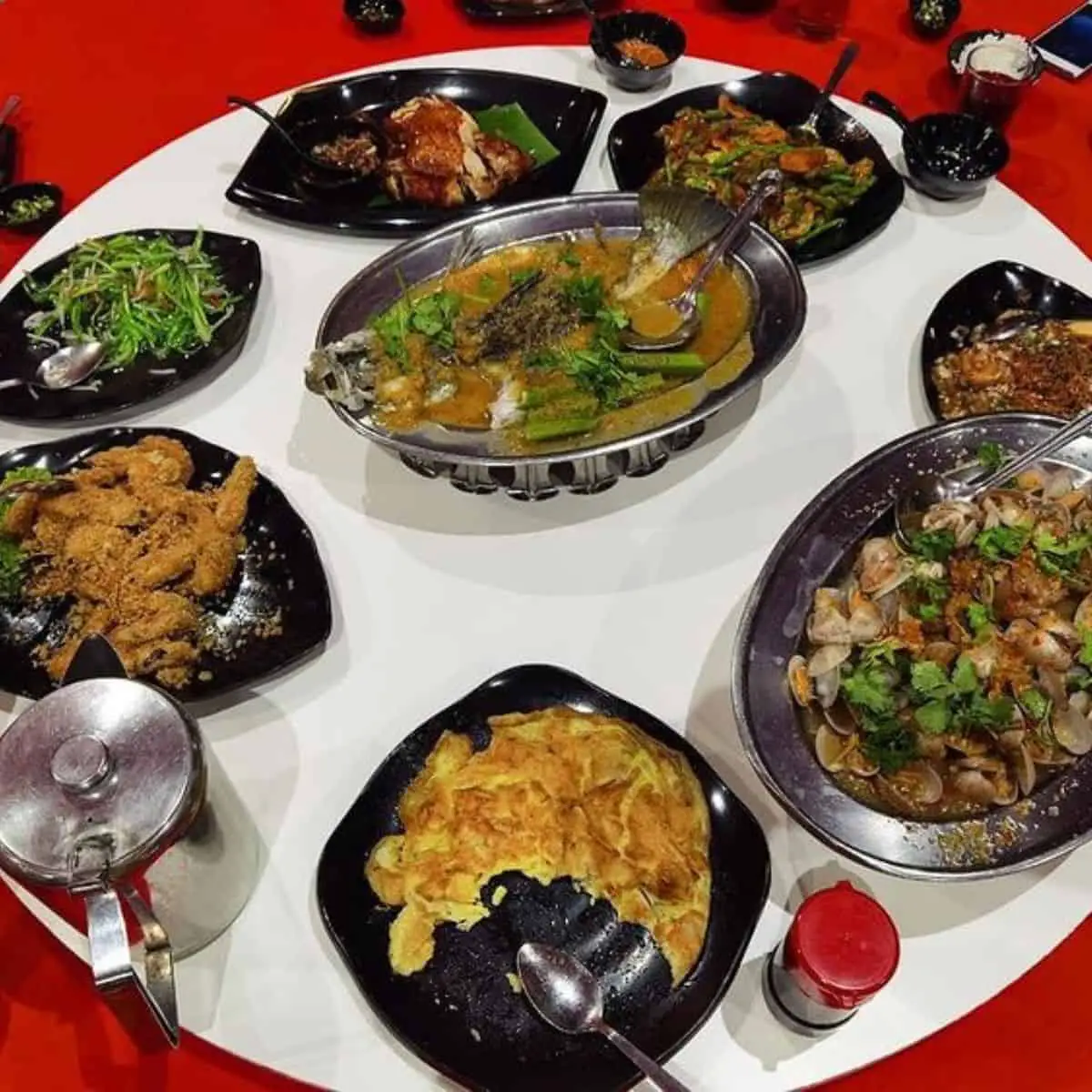 A platter of savoury halal foods in Oriental Seafood Georgetown