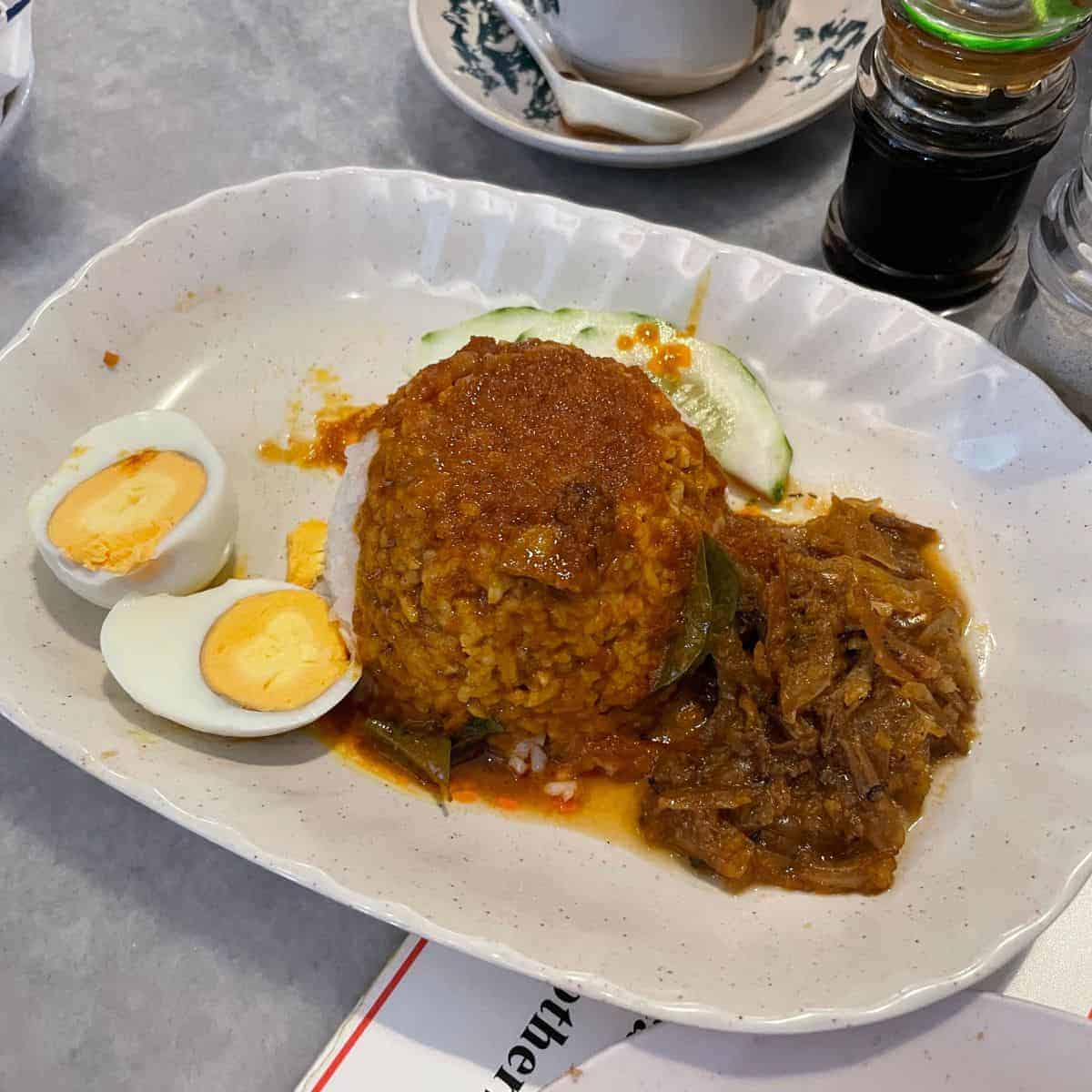 Nasi Lemak at OO White Coffee