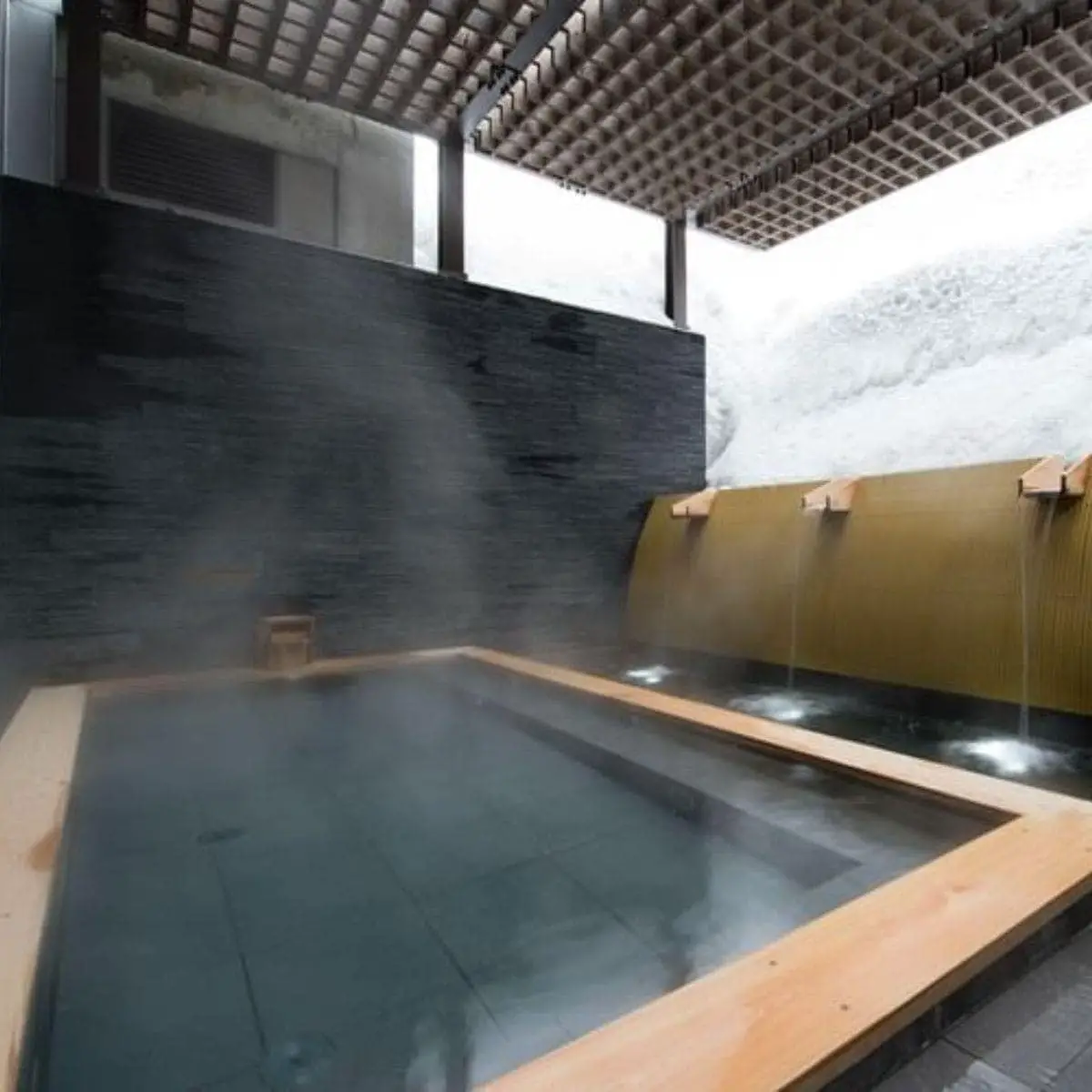 Relaxing warm pool with water continuously flowing