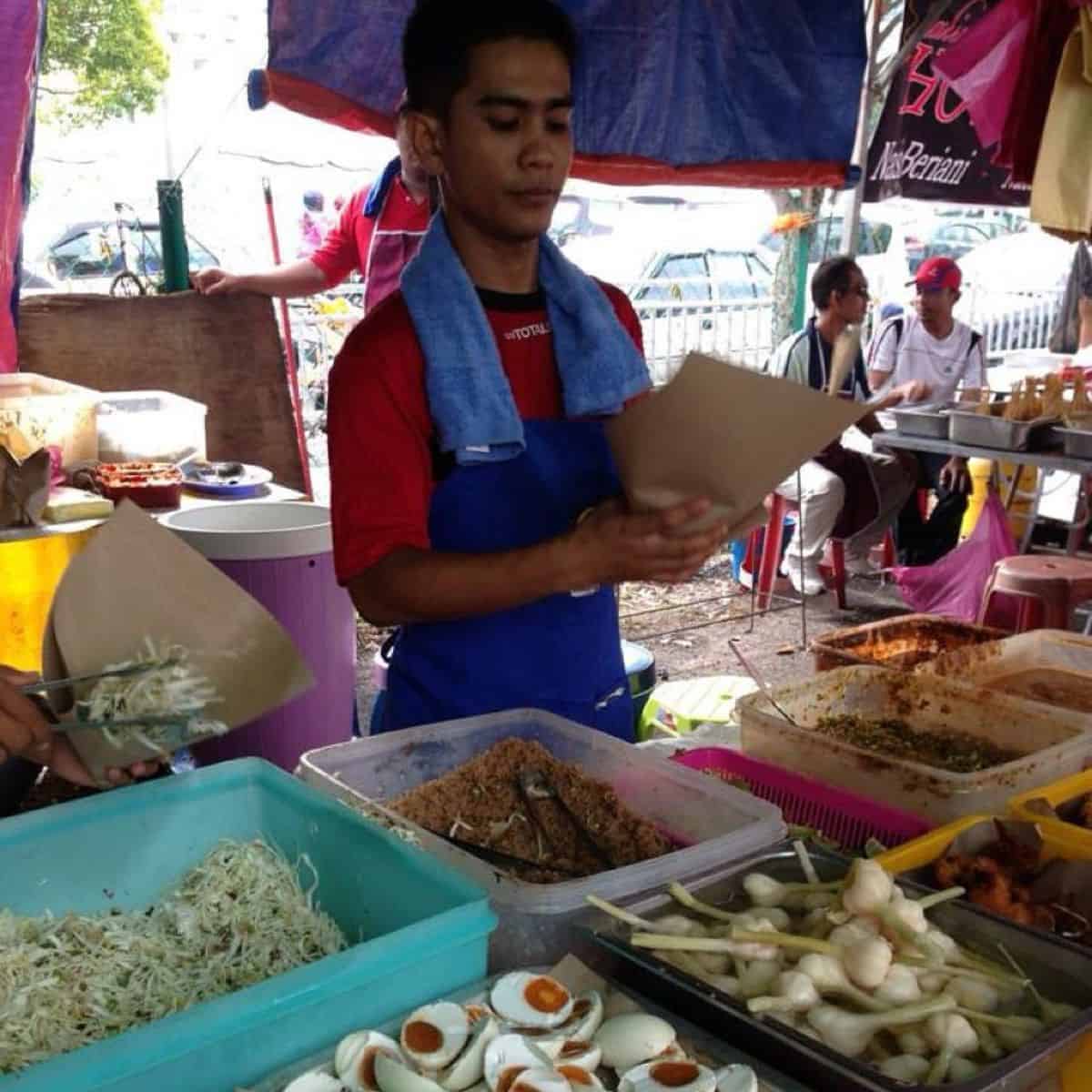 Nasi kerabu stall