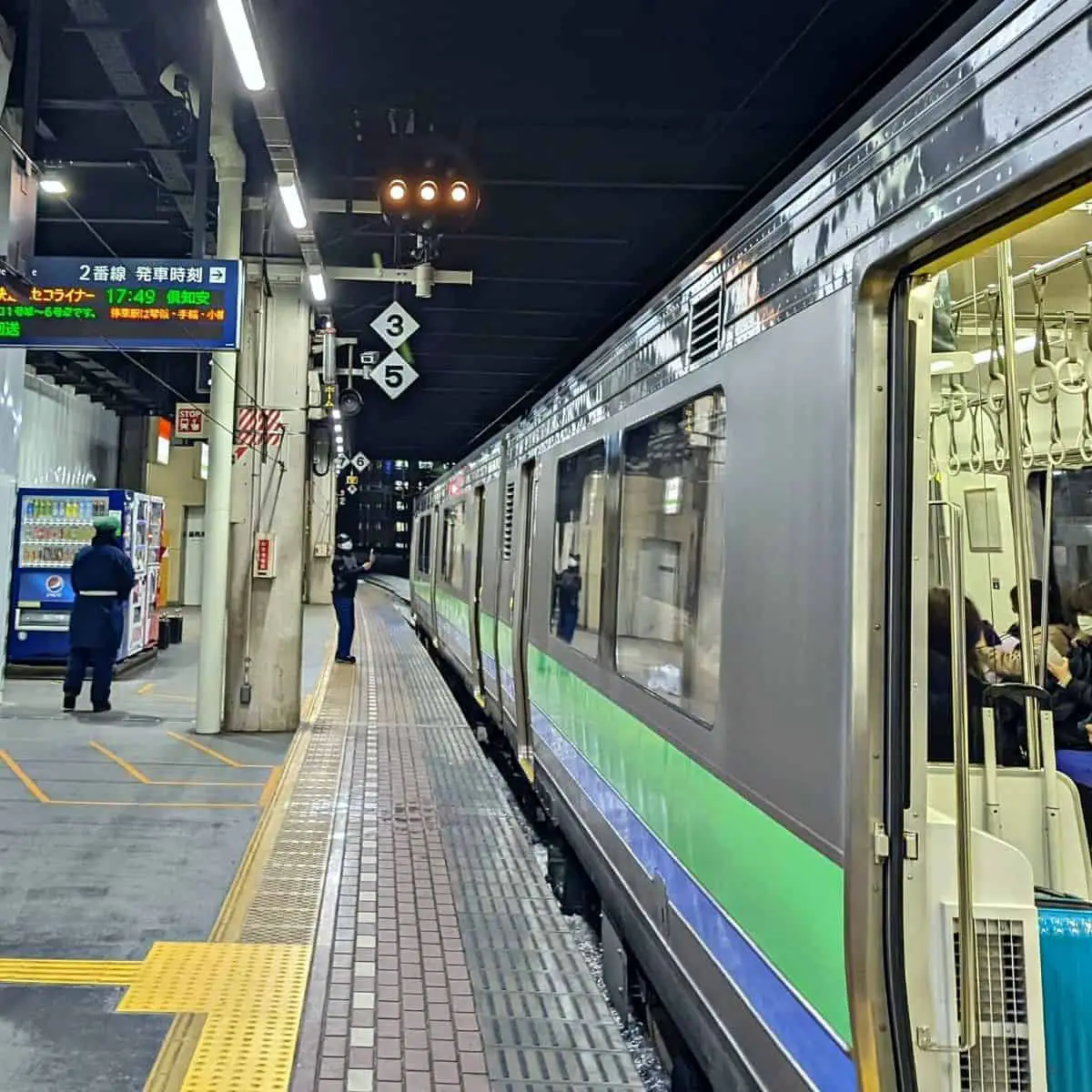 Sapporo to Niseko by train to Kutchan